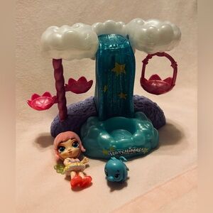 Hatchimals Light-Up Waterfall Playset with Figure - Blue and Pink